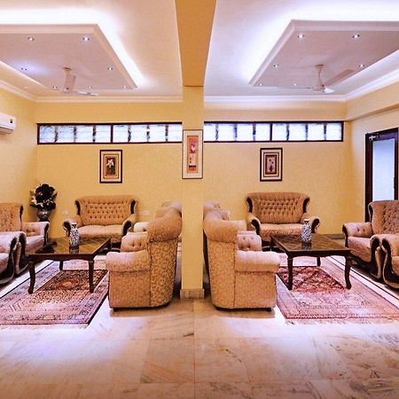Hotel Genx Banjara Hill 1589 Hyderabad Esterno foto