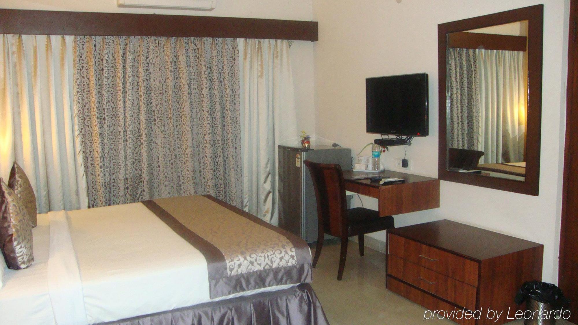 Hotel Genx Banjara Hill 1589 Hyderabad Esterno foto