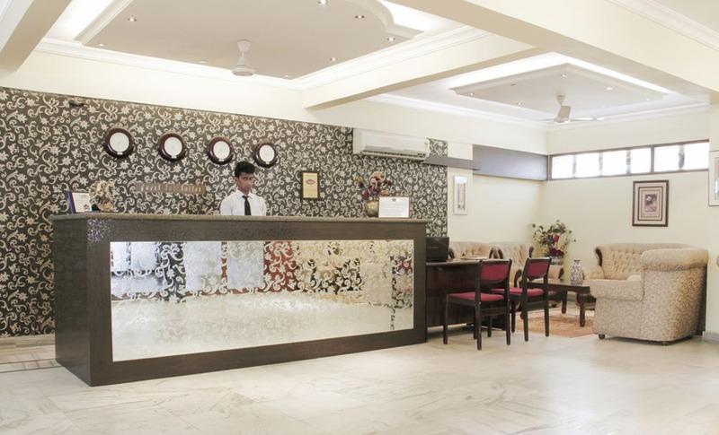 Hotel Genx Banjara Hill 1589 Hyderabad Esterno foto