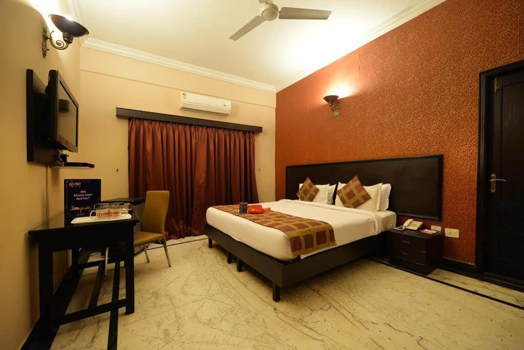 Hotel Genx Banjara Hill 1589 Hyderabad Esterno foto