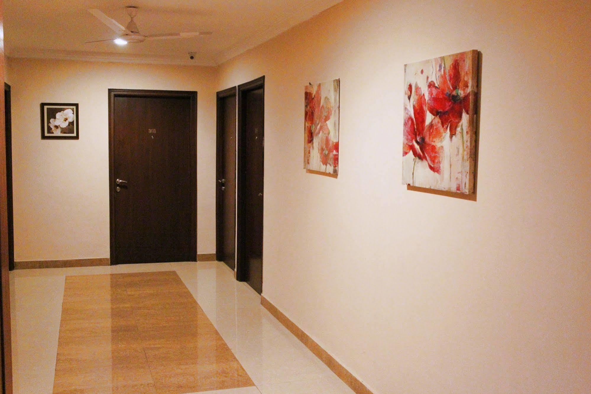 Hotel Genx Banjara Hill 1589 Hyderabad Esterno foto